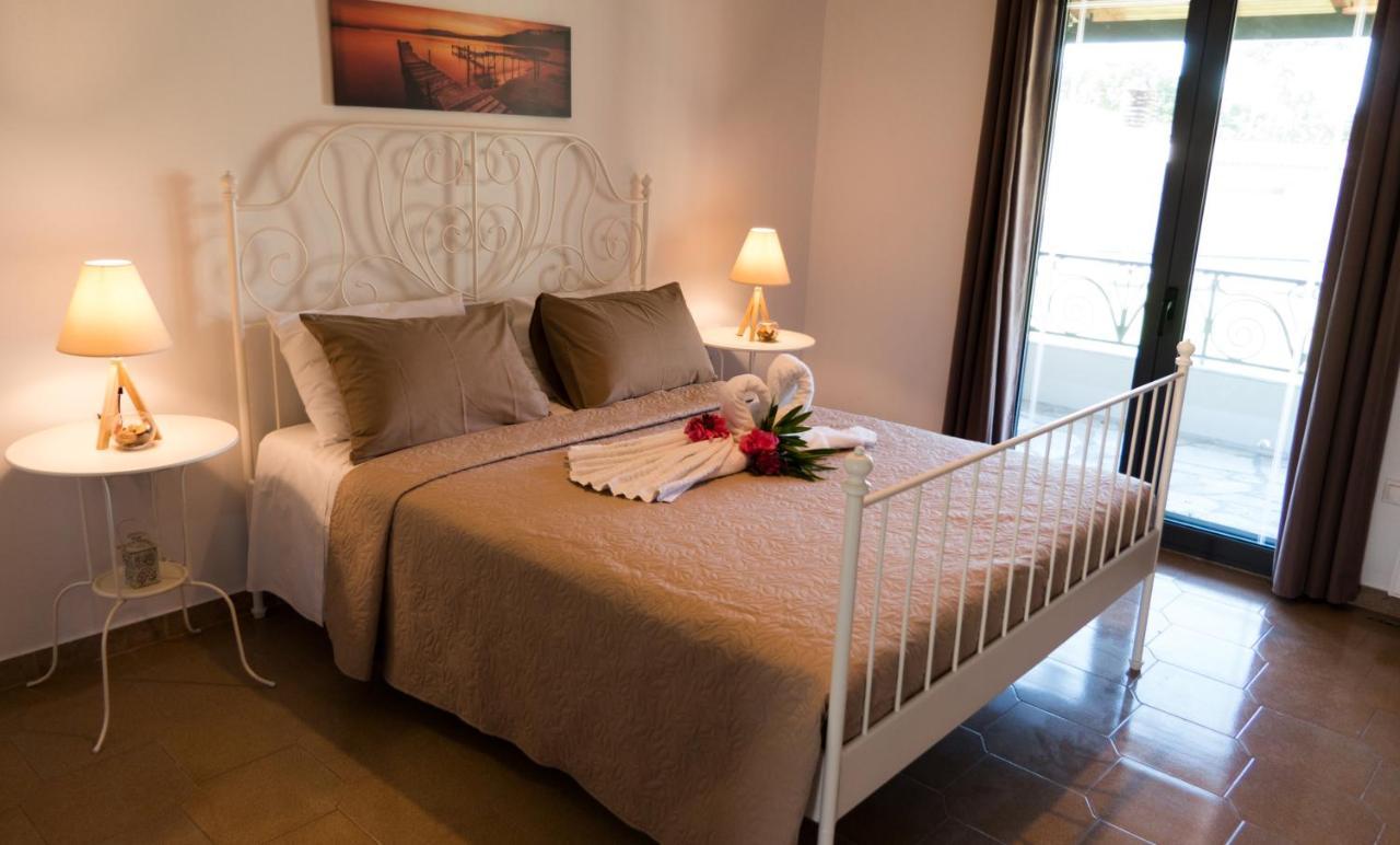 Cozy Family Friendly Apartment With Large Garden Close To Beaches - Dirella Kynopiastai ภายนอก รูปภาพ