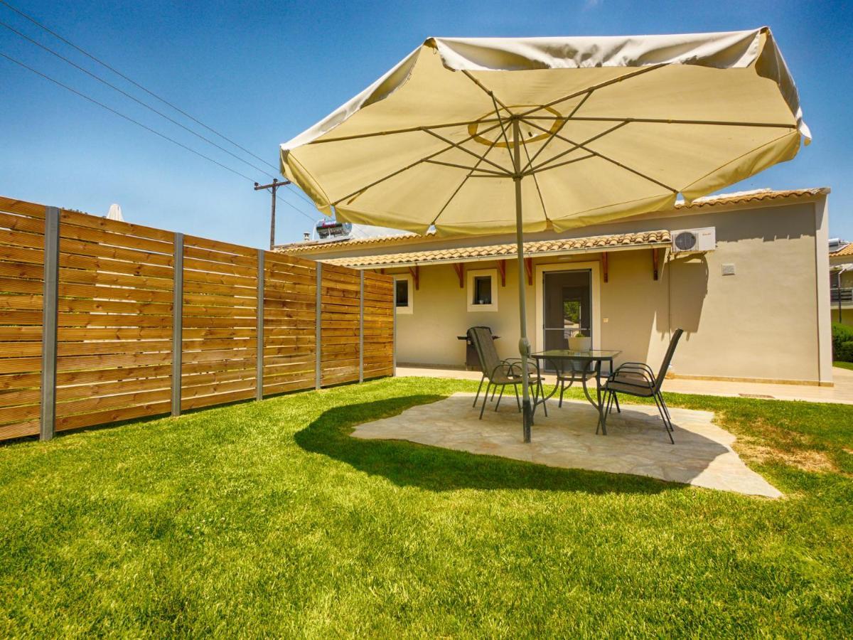 Cozy Family Friendly Apartment With Large Garden Close To Beaches - Dirella Kynopiastai ภายนอก รูปภาพ