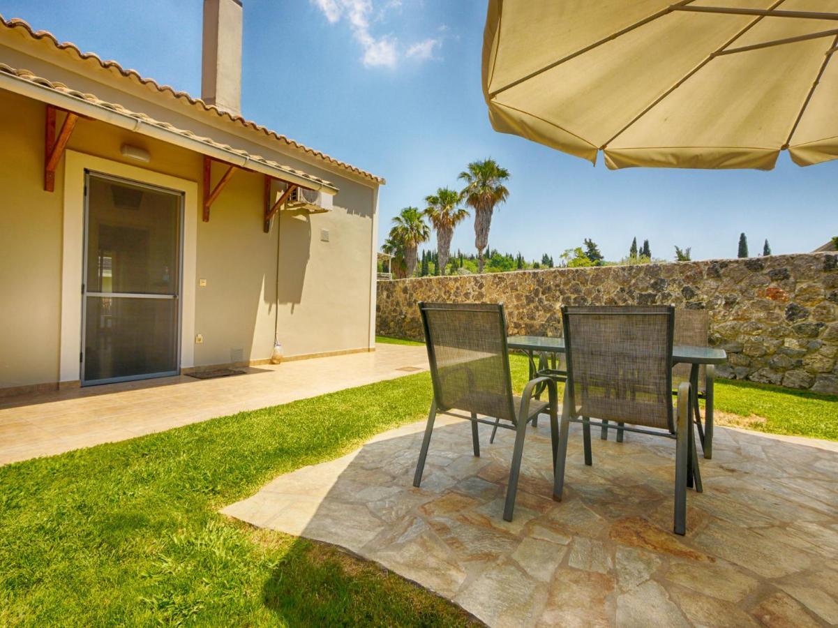 Cozy Family Friendly Apartment With Large Garden Close To Beaches - Dirella Kynopiastai ภายนอก รูปภาพ