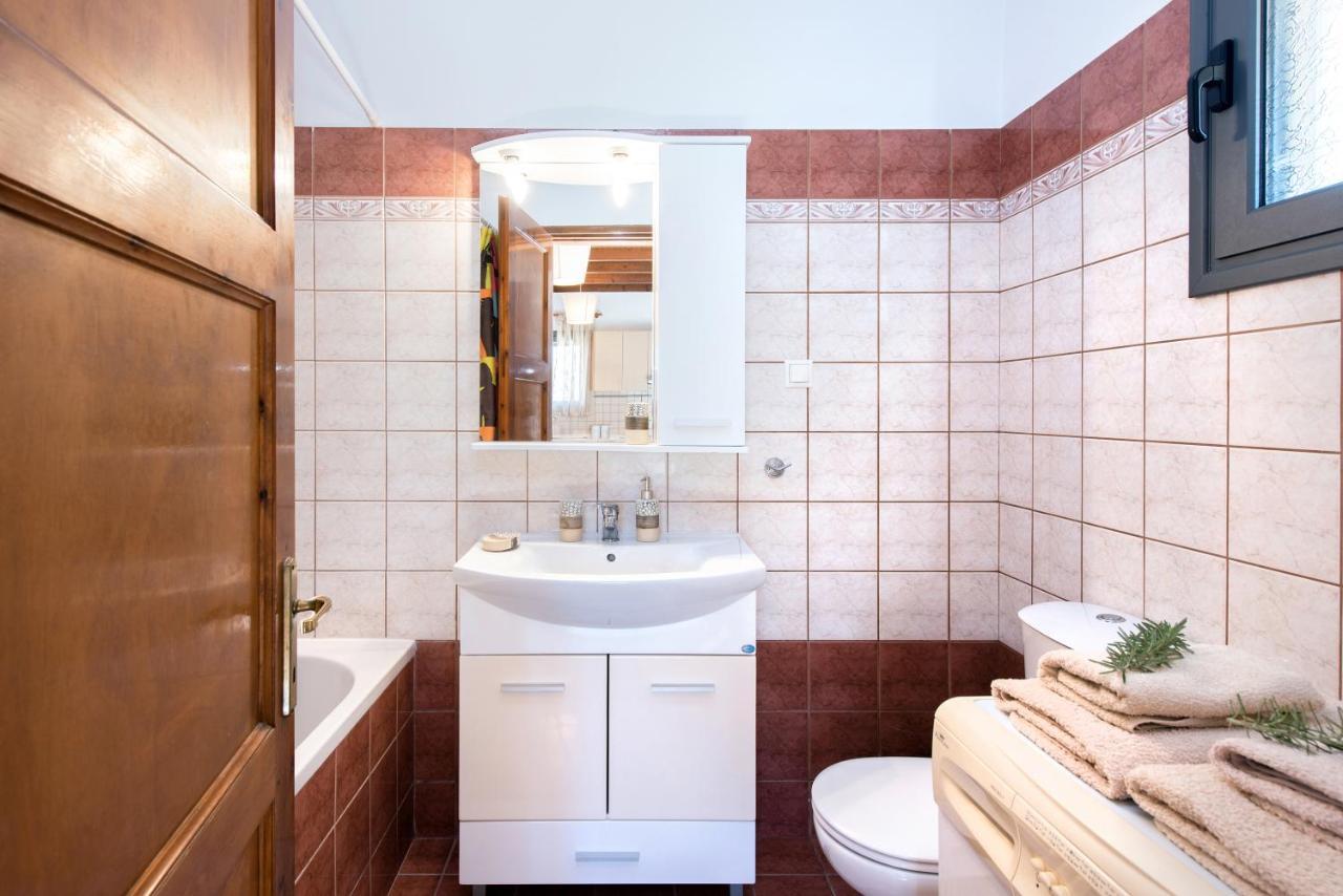 Cozy Family Friendly Apartment With Large Garden Close To Beaches - Dirella Kynopiastai ภายนอก รูปภาพ