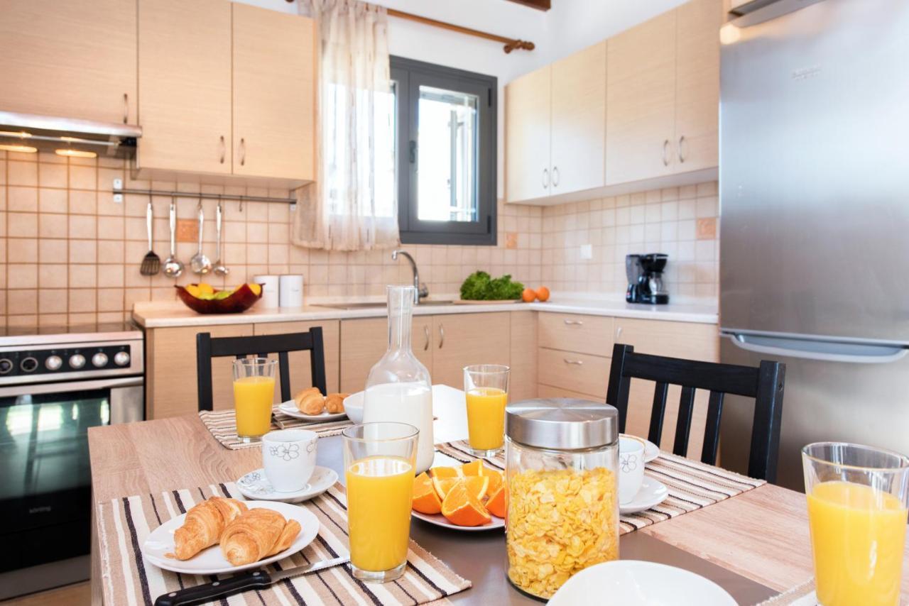 Cozy Family Friendly Apartment With Large Garden Close To Beaches - Dirella Kynopiastai ภายนอก รูปภาพ